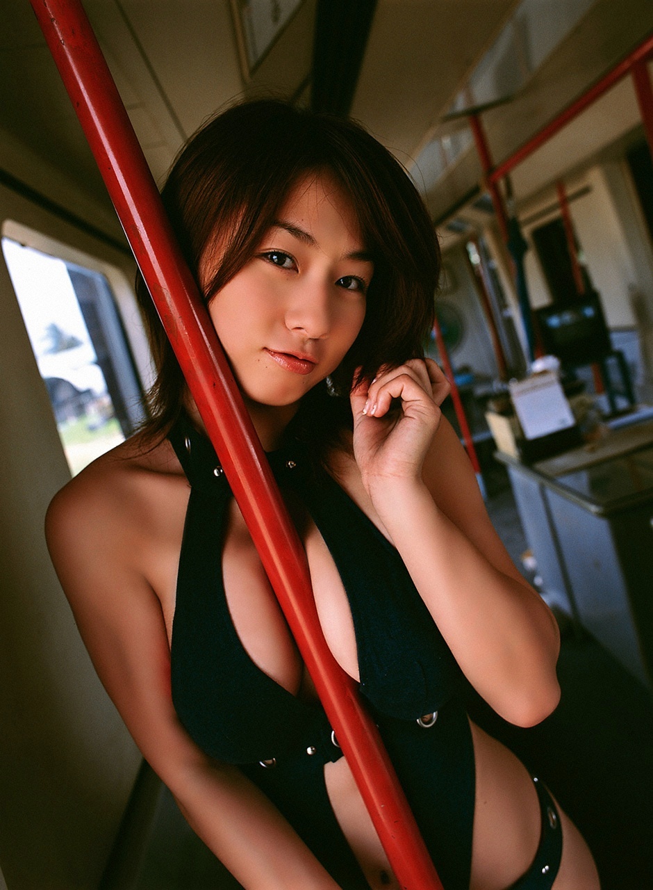 [网络收集] 2013.09.01 性感爆乳加上奇特的SM装束